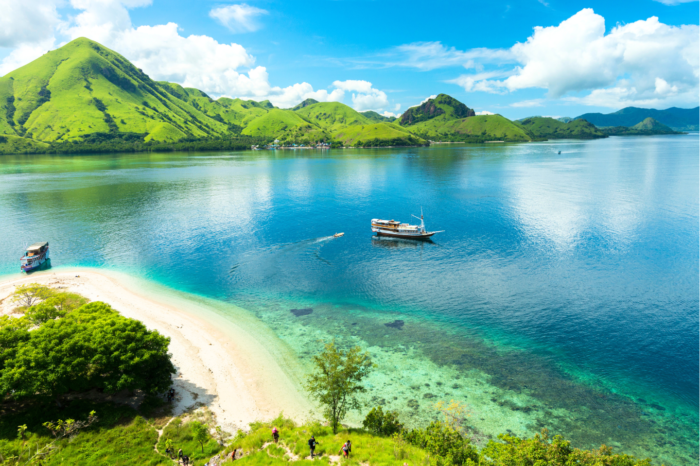 Sailing The Komodo Island